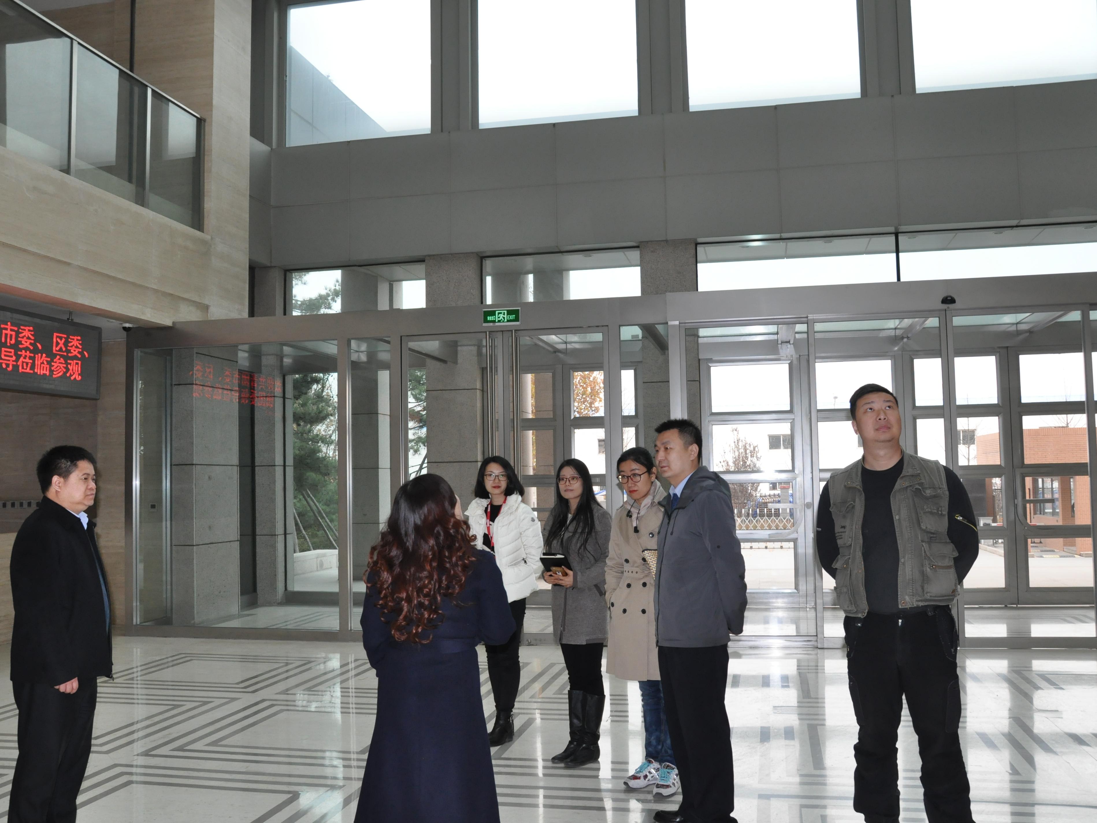 共青團(tuán)北京市委、瀛海鎮(zhèn)黨委、瀛海鎮(zhèn)團(tuán)委一行到訪美巢集團(tuán)